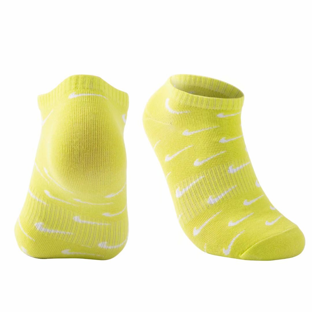 Короткие носки Nike
